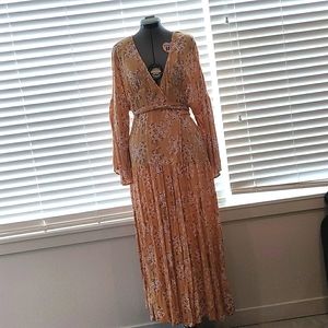 Billabong Light Yellow Floral Wrap Dress